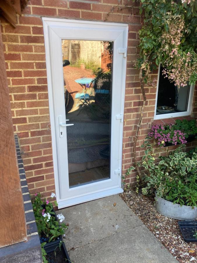Cove Cott Guest Accommodation Warsash Екстериор снимка