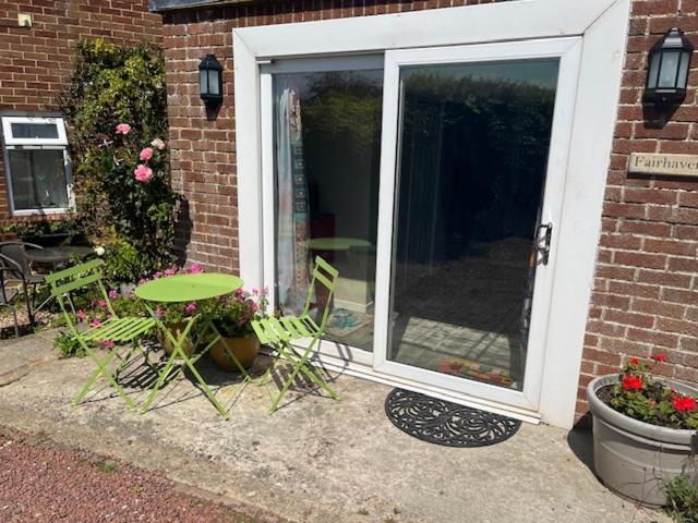 Cove Cott Guest Accommodation Warsash Екстериор снимка